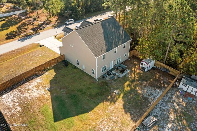 404 Kinroff Drive, Hubert, NC 28539