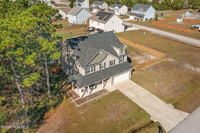 404 Kinroff Drive, Hubert, NC 28539