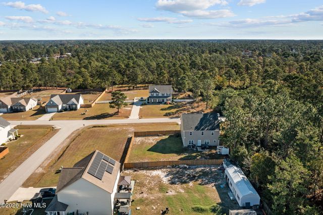 404 Kinroff Drive, Hubert, NC 28539