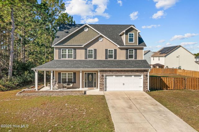 404 Kinroff Drive, Hubert, NC 28539