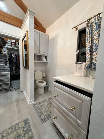 301 E Moonshine Road, Seymour, TX 76380