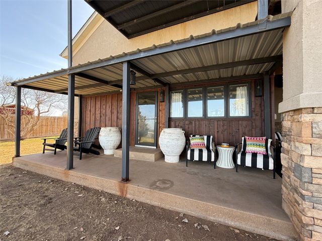 301 E Moonshine Road, Seymour, TX 76380