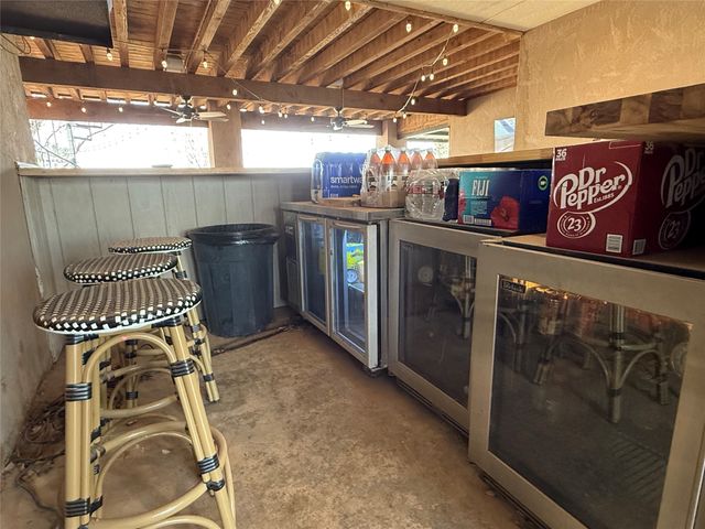 301 E Moonshine Road, Seymour, TX 76380