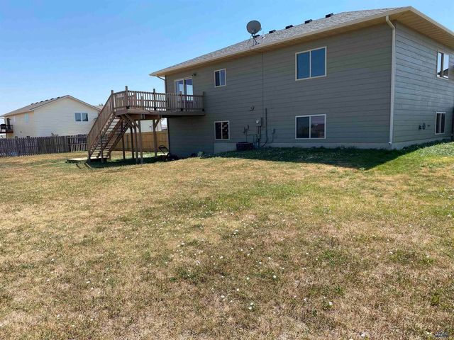 14826 CREEKSIDE DR, Box Elder, SD 57719