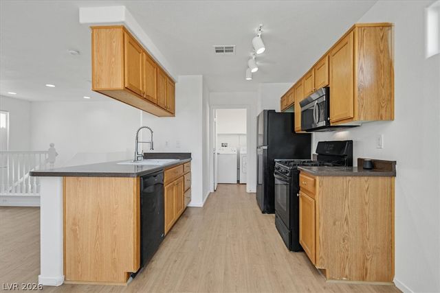 6927 Smiling Cloud Avenue, Henderson, NV 89011