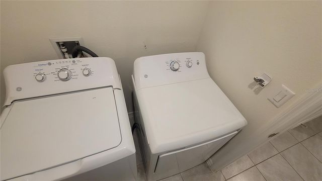 1128 FOX PATH, Davenport, FL 33837