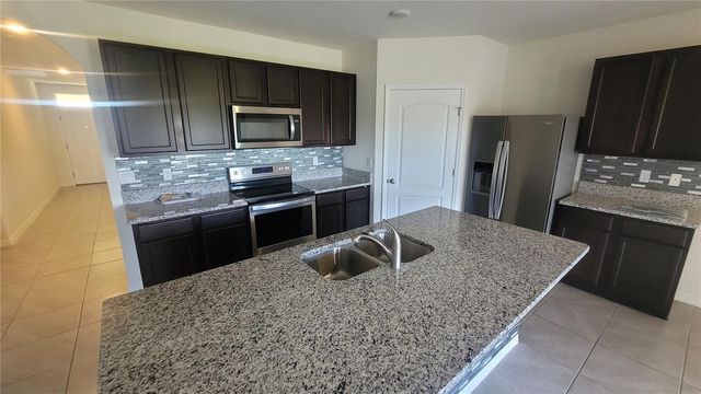 1128 FOX PATH, Davenport, FL 33837