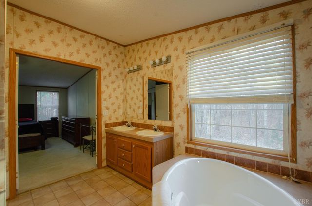 1708 Mud Street, Concord, VA 24538