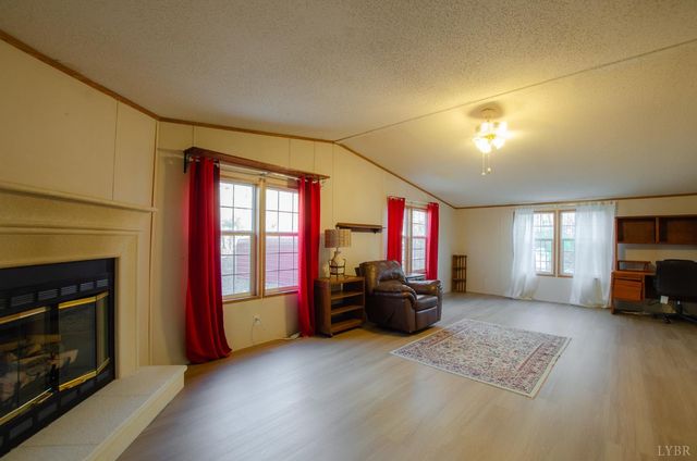 1708 Mud Street, Concord, VA 24538