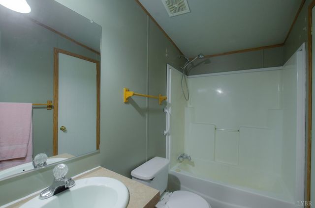 1708 Mud Street, Concord, VA 24538