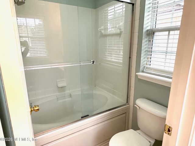 1723 FOREST LAKE Circle 3, Jacksonville, FL 32225