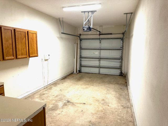 1723 FOREST LAKE Circle 3, Jacksonville, FL 32225