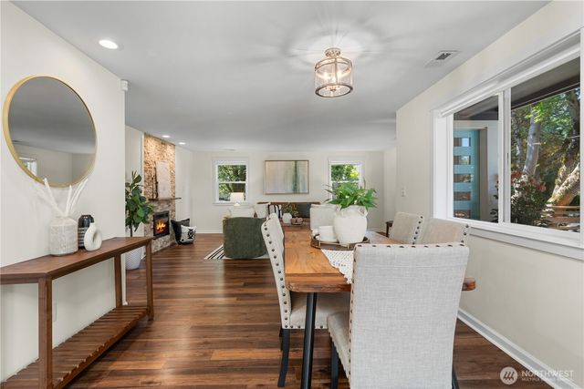 12032 38th Avenue NE, Seattle, WA 98125