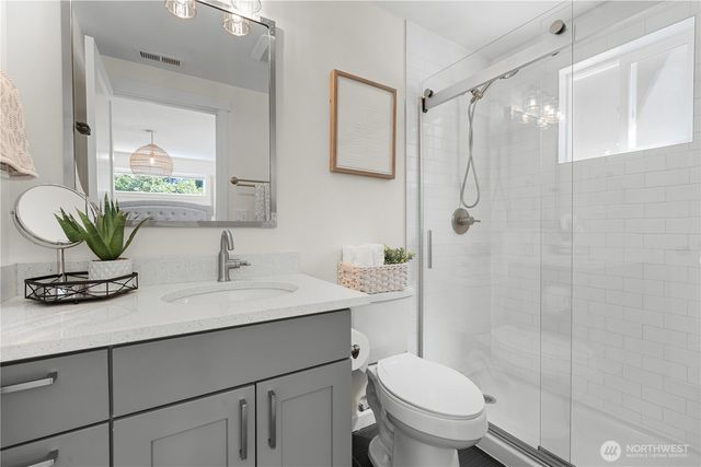 12032 38th Avenue NE, Seattle, WA 98125