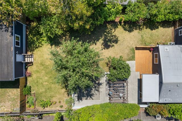 12032 38th Avenue NE, Seattle, WA 98125