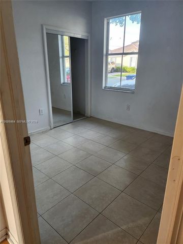 27310 SW 138th Ct 27310, Homestead, FL 33032
