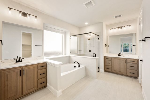 1109 Cardinal Drive, Midlothian, TX 76065
