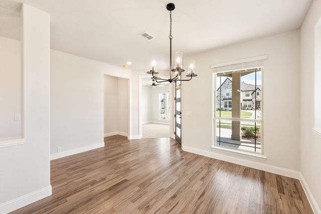 1109 Cardinal Drive, Midlothian, TX 76065