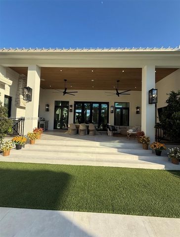 14200 Old Cutler Rd, Palmetto Bay, FL 33158