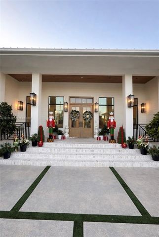 14200 Old Cutler Rd, Palmetto Bay, FL 33158