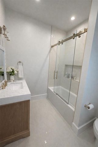 14200 Old Cutler Rd, Palmetto Bay, FL 33158