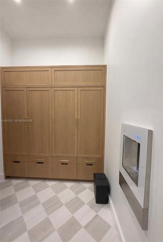 14200 Old Cutler Rd, Palmetto Bay, FL 33158