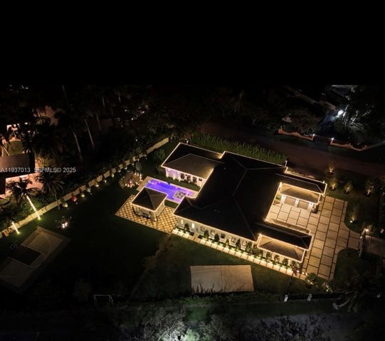 14200 Old Cutler Rd, Palmetto Bay, FL 33158