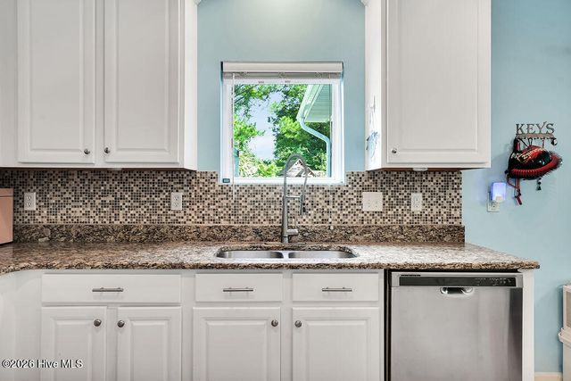 5010 Portside Drive, Southport, NC 28461