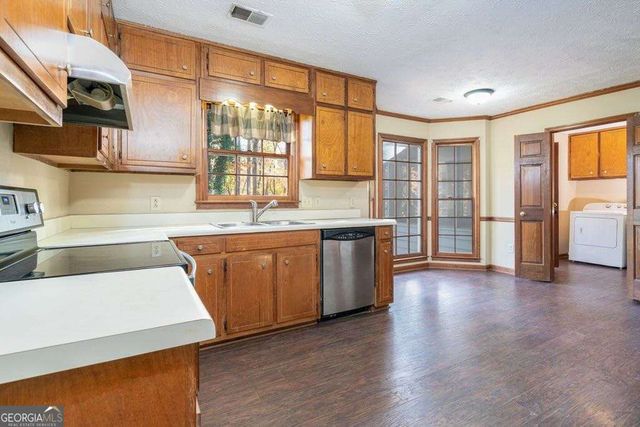 1765 Blackwillow Drive, Marietta, GA 30066