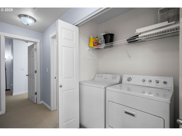 14800 Sw SANDHILL Loop 201, Beaverton, OR 97007