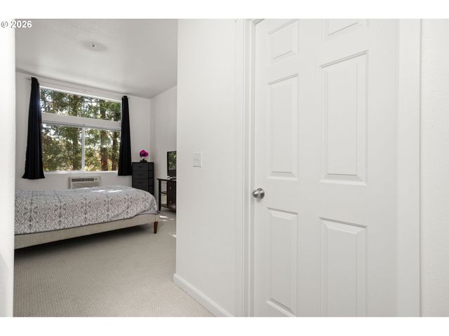 14800 Sw SANDHILL Loop 201, Beaverton, OR 97007