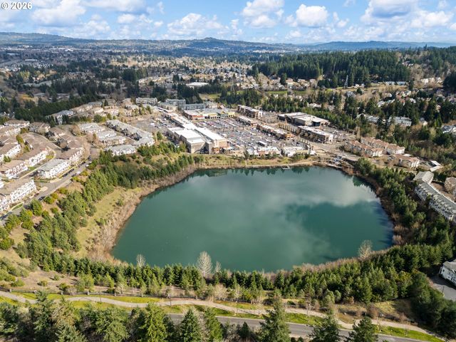 14800 Sw SANDHILL Loop 201, Beaverton, OR 97007