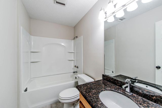 133 Tigerlily Dr, Houma, LA 70360