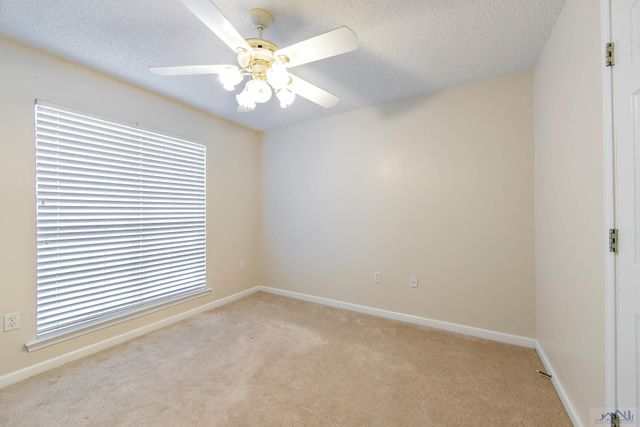 133 Tigerlily Dr, Houma, LA 70360