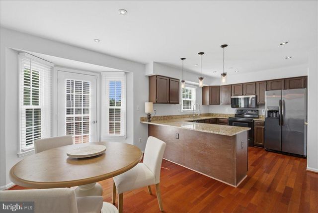 43378 LIVERY SQ, Ashburn, VA 20147