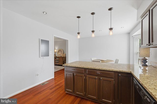 43378 LIVERY SQ, Ashburn, VA 20147
