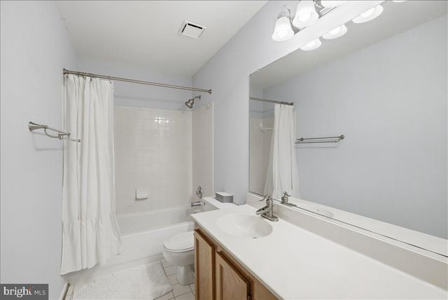 43378 LIVERY SQ, Ashburn, VA 20147