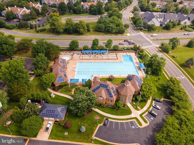 43378 LIVERY SQ, Ashburn, VA 20147