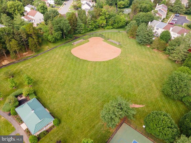 43378 LIVERY SQ, Ashburn, VA 20147