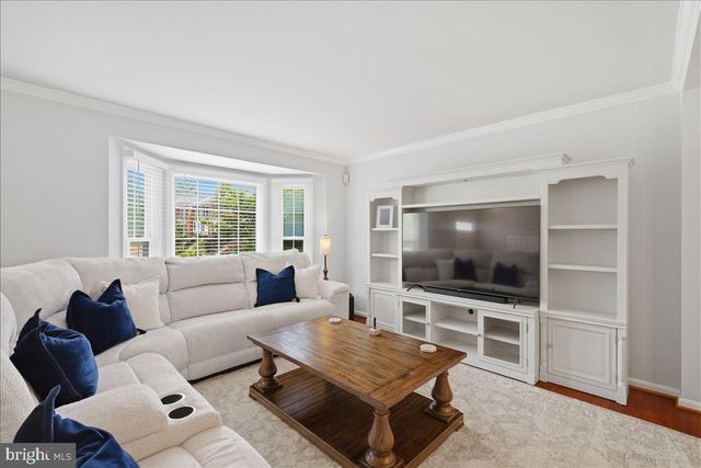 43378 LIVERY SQ, Ashburn, VA 20147