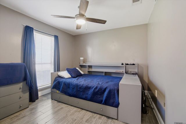 15258 E Bayou Dr, Prairieville, LA 70769