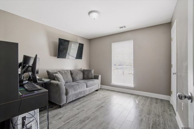 15258 E Bayou Dr, Prairieville, LA 70769