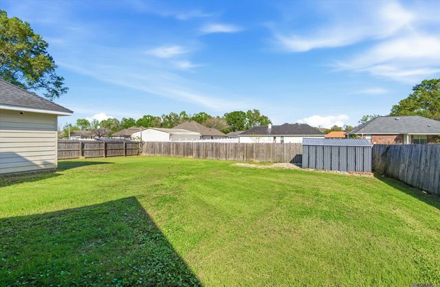 15258 E Bayou Dr, Prairieville, LA 70769