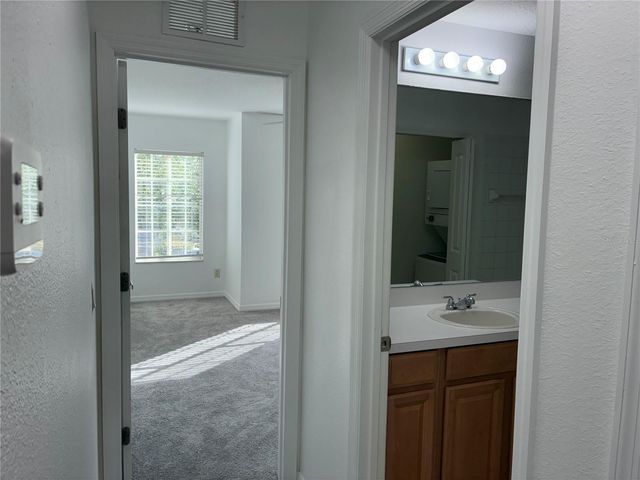 360 CAPE HARBOUR LOOP 105, Bradenton, FL 34212