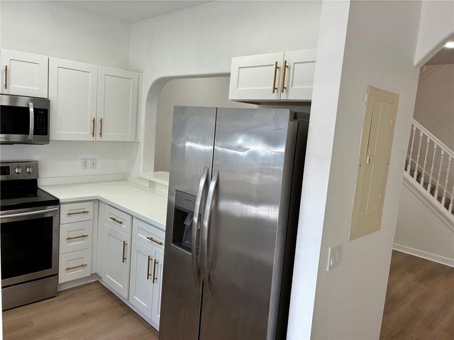 360 CAPE HARBOUR LOOP 105, Bradenton, FL 34212