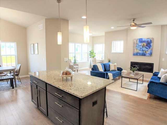 4307 Goldeneye Gateway Drive, Middleton, WI 53562