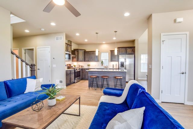 4307 Goldeneye Gateway Drive, Middleton, WI 53562