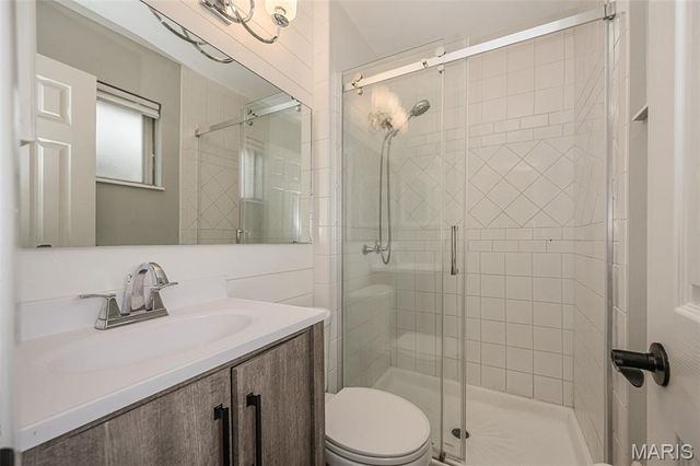 404 Quentin Drive, St Charles, MO 63301