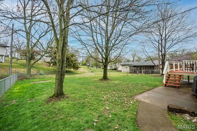 404 Quentin Drive, St Charles, MO 63301