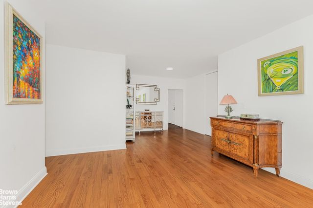 3777 Independence Ave Apt 14M, New York City, NY 10463